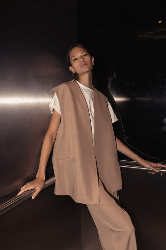Arden Vest camel
