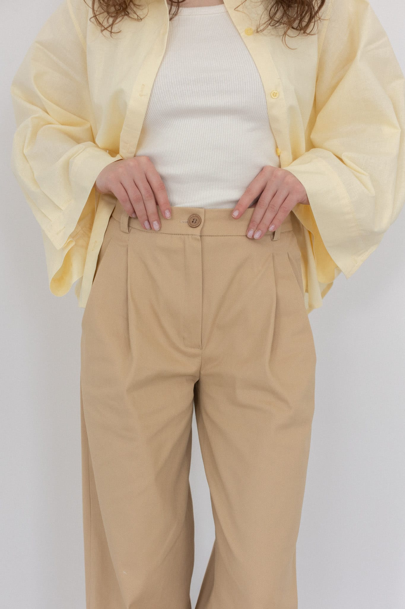 Mathe Pants Beige