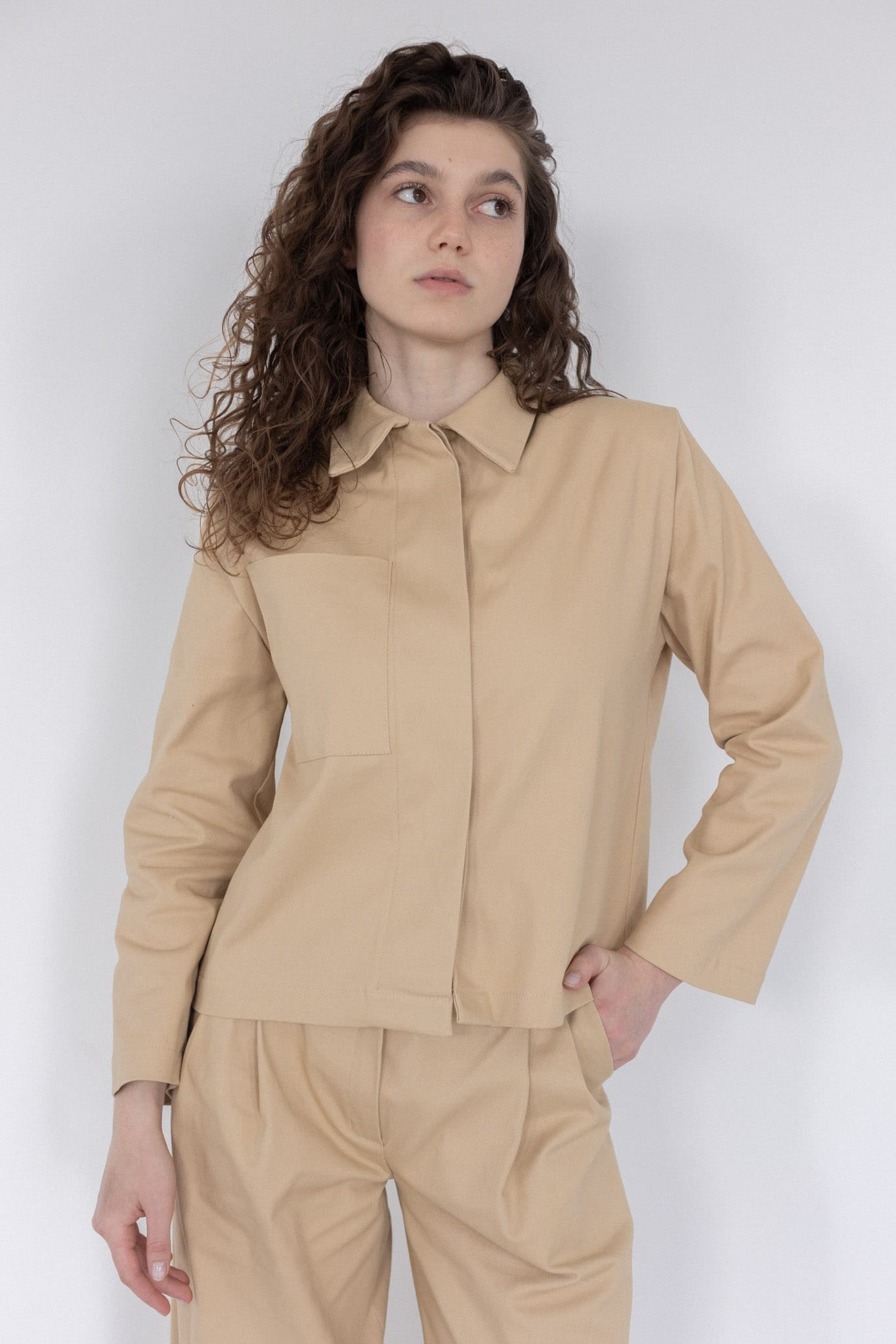 Mathe Shirt Beige
